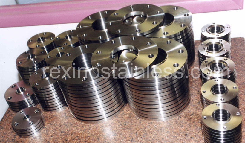 Stainless Steel Flange Stock At Our Stockyard Stainless Steel Flange Stock At Our Stockyard